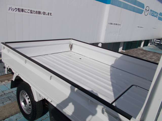 スズキ キャリイトラック ６６０ ＫＣエアコン・パワステ ３方開 ４ＷＤ H28年 () 99
