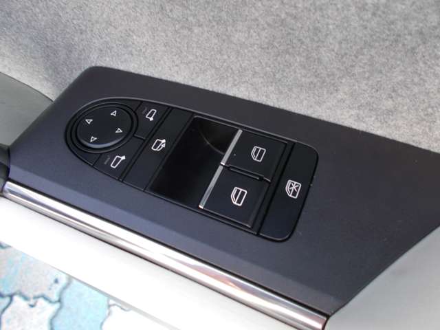マツダ ＭＸ−３０ ２．０ R3年 () 99