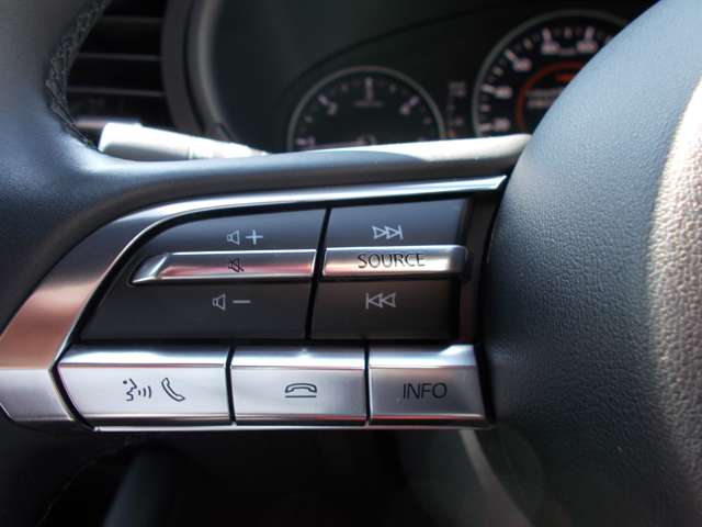 マツダ ＭＡＺＤＡ３　ファストバック １．８ ＸＤ バーガンディ セレクション ディーゼルターボ R1年 () 99