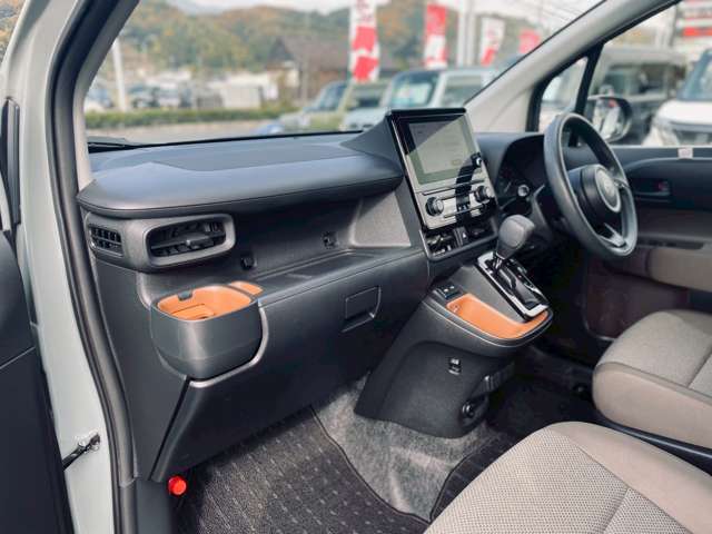 トヨタ シエンタ １．５ Ｇ R4年 () 99