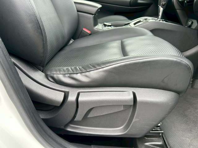 日産 エクストレイル ２．０ ２０ＸＩ ２列車 ４ＷＤ H30年 () 99
