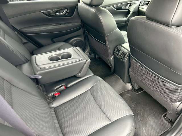 日産 エクストレイル ２．０ ２０ＸＩ ２列車 ４ＷＤ H30年 () 99