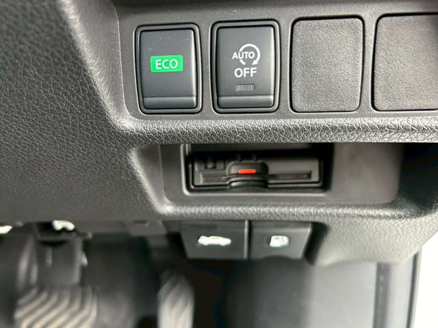 日産 エクストレイル ２．０ ２０ＸＩ ２列車 ４ＷＤ H30年 () 99