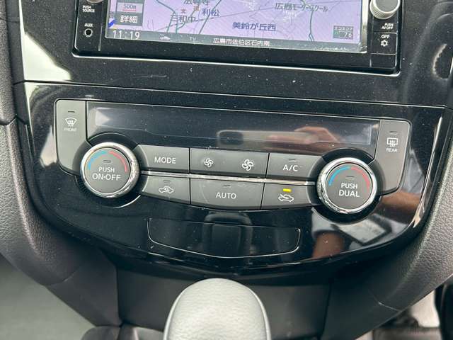 日産 エクストレイル ２．０ ２０ＸＩ ２列車 ４ＷＤ H30年 () 99