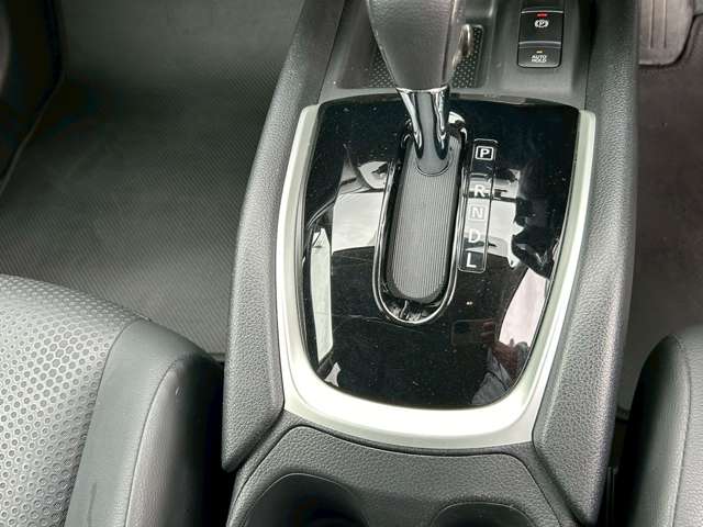 日産 エクストレイル ２．０ ２０ＸＩ ２列車 ４ＷＤ H30年 () 99