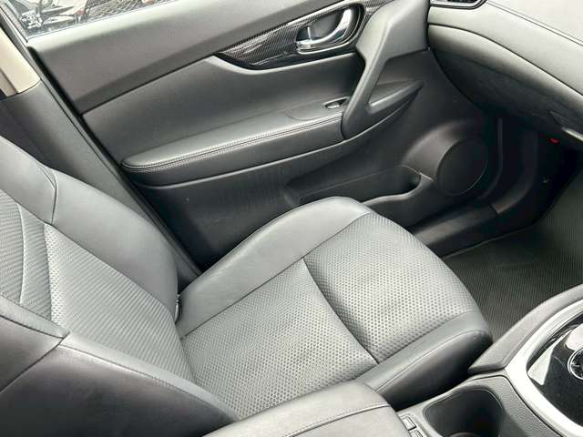 日産 エクストレイル ２．０ ２０ＸＩ ２列車 ４ＷＤ H30年 () 99