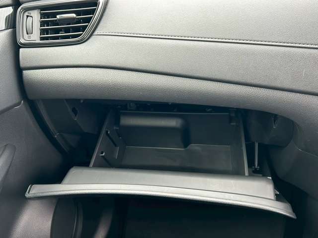 日産 エクストレイル ２．０ ２０ＸＩ ２列車 ４ＷＤ H30年 () 99