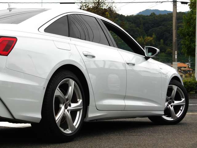 アウディ Ａ６ ４０ ＴＤＩ クワトロ Ｓライン ディーゼルターボ ４ＷＤ R5年 () 99