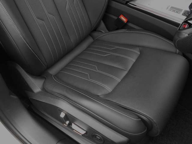 アウディ Ａ６ ４０ ＴＤＩ クワトロ Ｓライン ディーゼルターボ ４ＷＤ R5年 () 99