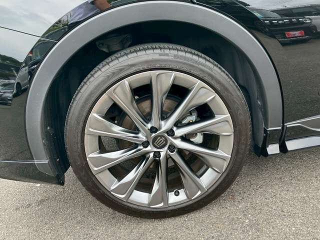 トヨタ クラウン　クロスオーバー　ハイブリッド ２．５ Ｇ アドバンスト レザー パッケージ Ｅ－ＦＯＵＲ ４ＷＤ R4年 () 99