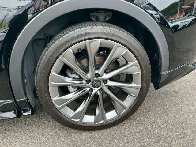 トヨタ クラウン　クロスオーバー　ハイブリッド ２．５ Ｇ アドバンスト レザー パッケージ Ｅ－ＦＯＵＲ ４ＷＤ R4年 () 99