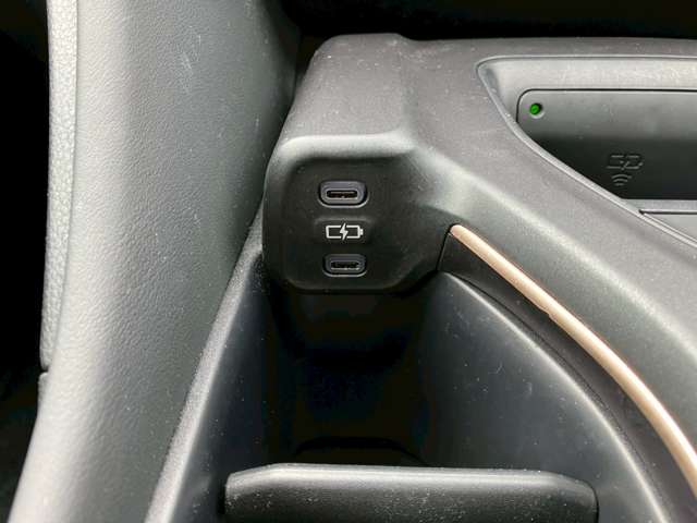トヨタ クラウン　クロスオーバー　ハイブリッド ２．５ Ｇ アドバンスト レザー パッケージ Ｅ－ＦＯＵＲ ４ＷＤ R4年 () 99