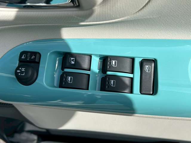 ダイハツ ムーヴ　キャンバス ６６０ Ｇ メイクアップ リミテッド ＳＡＩＩＩ R2年 (中国) 99
