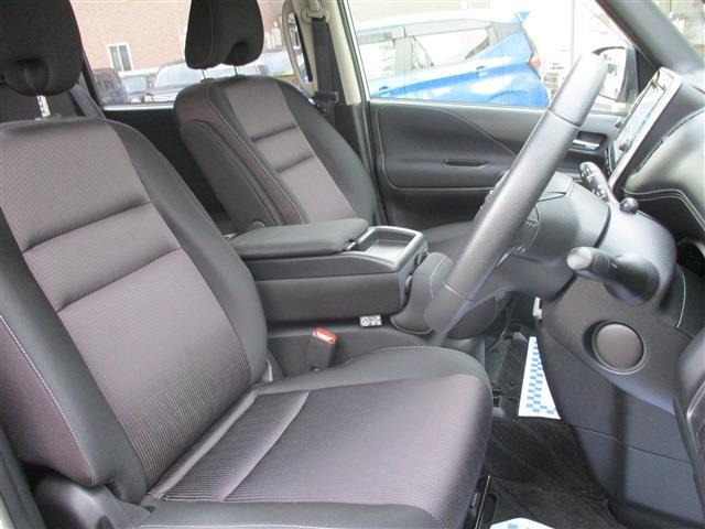 日産 セレナ ２．０ ハイウェイスター H28年 (東北) 99