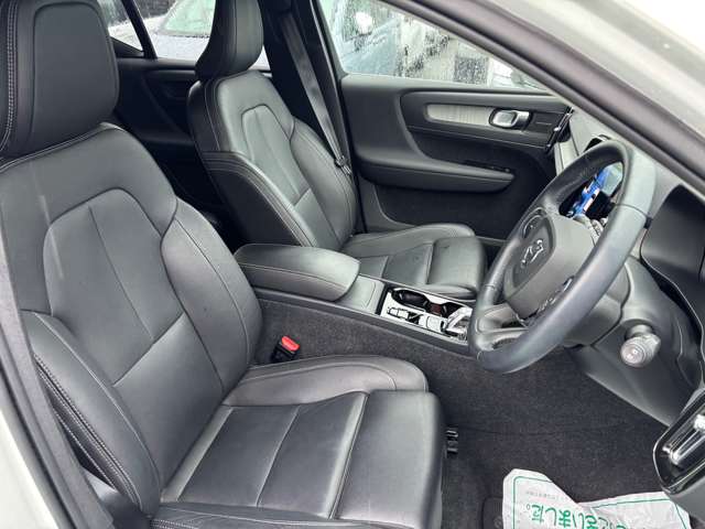 ボルボ ＸＣ４０ Ｂ４ ＡＷＤ インスクリプション ４ＷＤ R3年 (九州・沖縄) 99