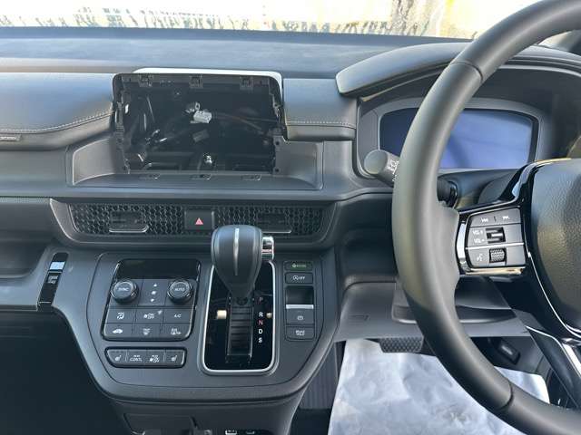 ホンダ ステップワゴン １．５ スパーダ R8年 (東海) 99