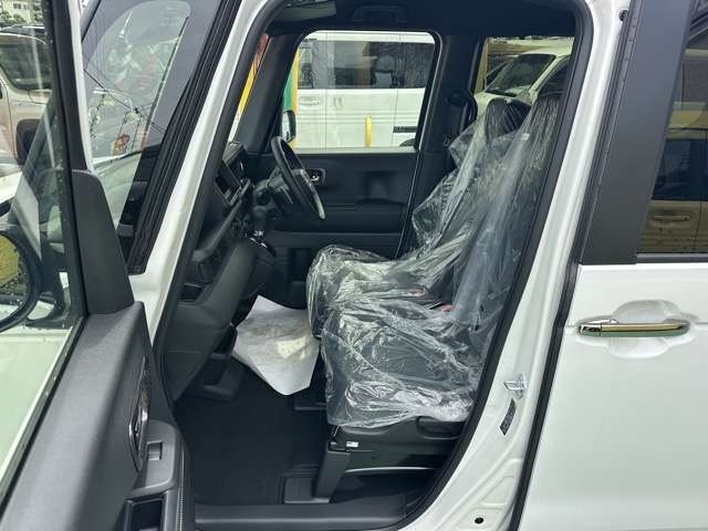 ホンダ Ｎ　ＢＯＸ カスタム ６６０ ターボ コーディネートスタイル ２トーン R8年 (東海) 99