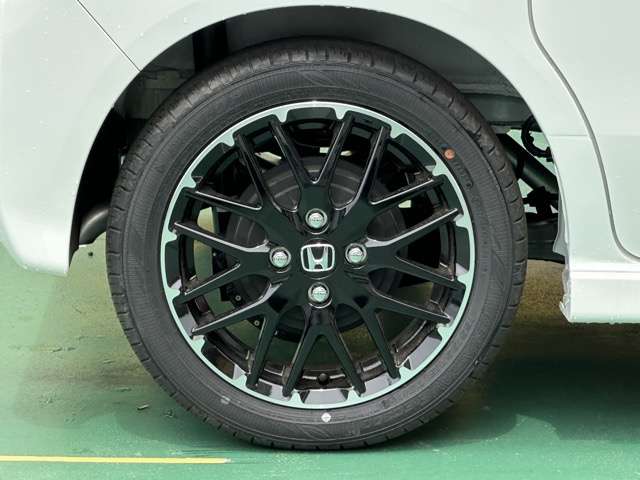 ホンダ Ｎ　ＢＯＸ カスタム ６６０ ターボ コーディネートスタイル ２トーン R8年 (東海) 99