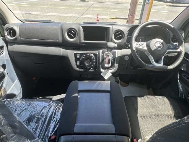 日産 キャラバンワゴン ２．５ ＧＸ ロングボディ 低床 ４ＷＤ R8年 (東海) 99