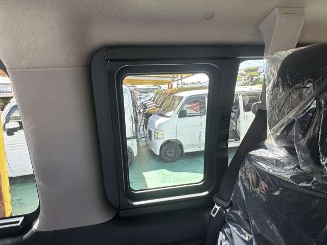 日産 キャラバンワゴン ２．５ ＧＸ ロングボディ 低床 ４ＷＤ R8年 (東海) 99