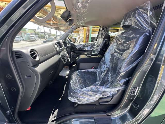 日産 キャラバンワゴン ２．５ ＧＸ ロングボディ 低床 ４ＷＤ R8年 (東海) 99