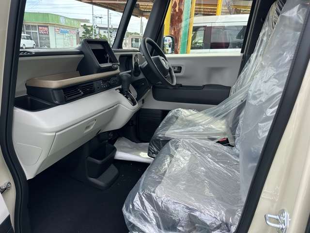ホンダ Ｎ　ＢＯＸ ６６０ ファッションスタイル ２トーン R8年 (東海) 99