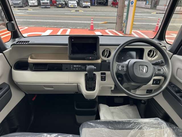 ホンダ Ｎ　ＢＯＸ ６６０ ファッションスタイル ２トーン R8年 (東海) 99