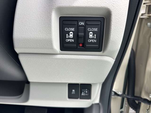 ホンダ Ｎ　ＢＯＸ ６６０ ファッションスタイル ２トーン R8年 (東海) 99