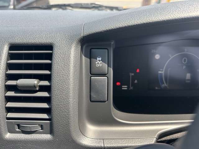 マツダ ボンゴブローニィバン ２．８ ＧＬ ディーゼルターボ ４ＷＤ R8年 (東海) 99