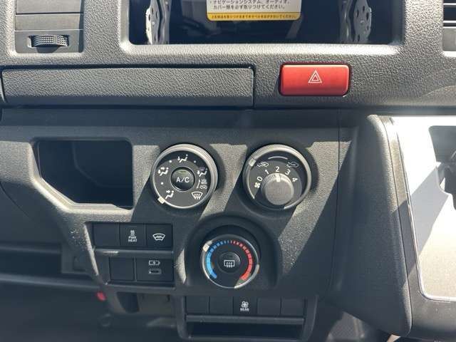 マツダ ボンゴブローニィバン ２．８ ＧＬ ディーゼルターボ ４ＷＤ R8年 (東海) 99
