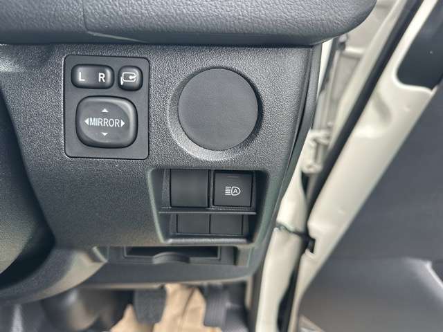 マツダ ボンゴブローニィバン ２．８ ＧＬ ディーゼルターボ ４ＷＤ R8年 (東海) 99