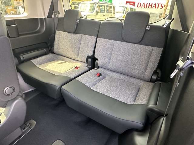 ホンダ フリード　ハイブリッド １．５ Ｅ：ＨＥＶ エアー ＥＸ R8年 (東海) 99