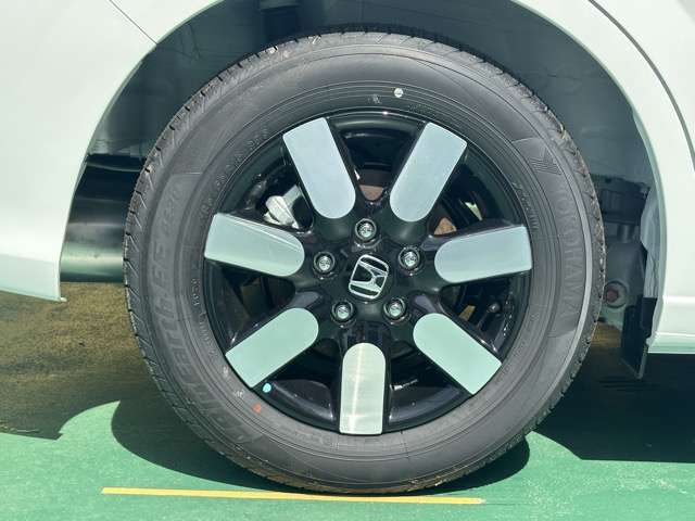 ホンダ フリード　ハイブリッド １．５ Ｅ：ＨＥＶ エアー ＥＸ R8年 (東海) 99