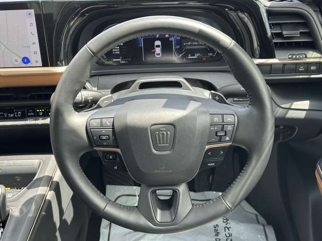 トヨタ クラウン　クロスオーバー　ハイブリッド ２．４ ＲＳ アドバンスト Ｅ－ＦＯＵＲ ＡＤＶＡＮＣＥＤ ４ＷＤ R4年 (東海) 99
