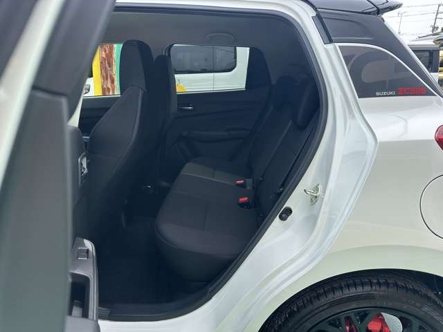 スズキ スイフト スポーツ １．４ ＺＣ３３Ｓ ファイナル エディション R7年 (東海) 99