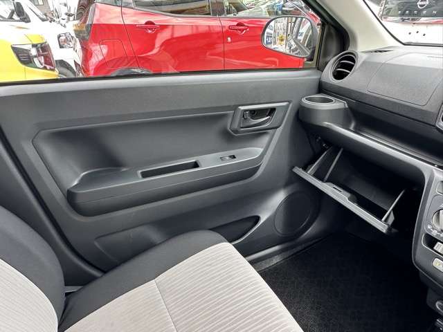 ダイハツ ミラ　イース ６６０ Ｌ ＳＡＩＩＩ H30年 (東海) 99