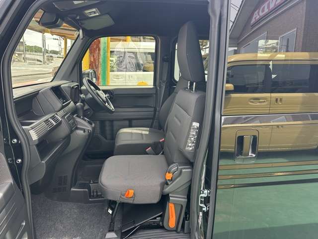 ホンダ Ｎ−ＶＡＮ ６６０ ファン R7年 (東海) 99