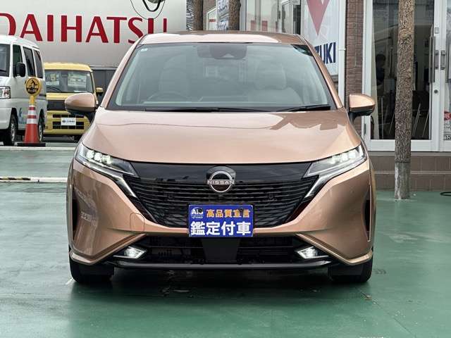 日産 ノートオーラ １．２ Ｇ レザーエディション R6年 (東海) 99