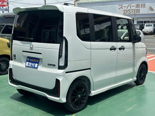 ホンダ Ｎ　ＢＯＸ カスタム ６６０ ブラック スタイル R8年 (東海) 99