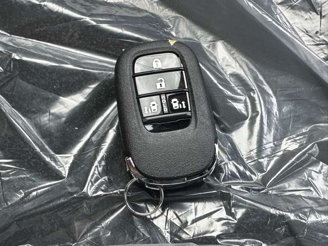 ホンダ Ｎ　ＢＯＸ カスタム ６６０ ターボ ブラック スタイル R8年 (東海) 99