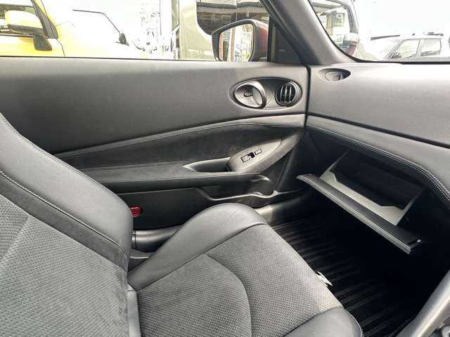 日産 フェアレディＺ ３．０ バージョン ＳＴ R7年 (東海) 99