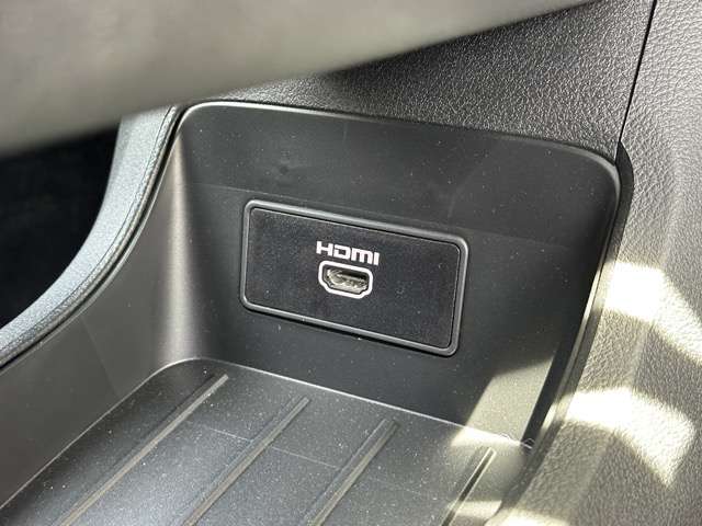 日産 ノートオーラ １．２ ＮＩＳＭＯ チューンド Ｅ－ＰＯＷＥＲ ４ＷＤ R7年 (東海) 99
