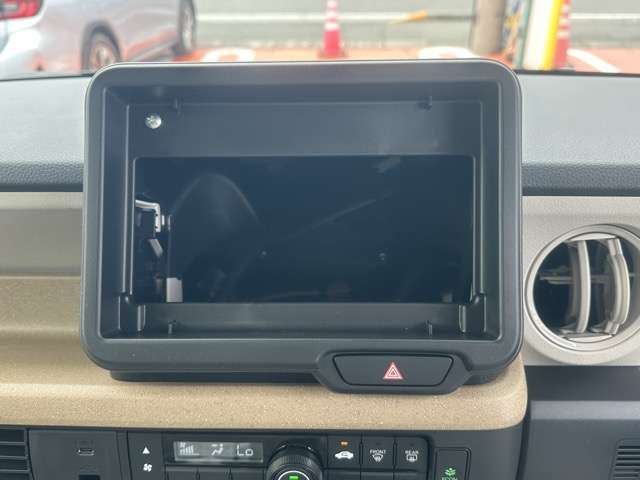 ホンダ Ｎ　ＢＯＸ ６６０ ファッションスタイル ２トーン R8年 (東海) 99
