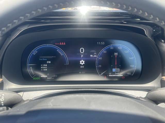 トヨタ クラウン　クロスオーバー　ハイブリッド ２．５ Ｘ Ｅ－ＦＯＵＲ ４ＷＤ R7年 (東海) 99