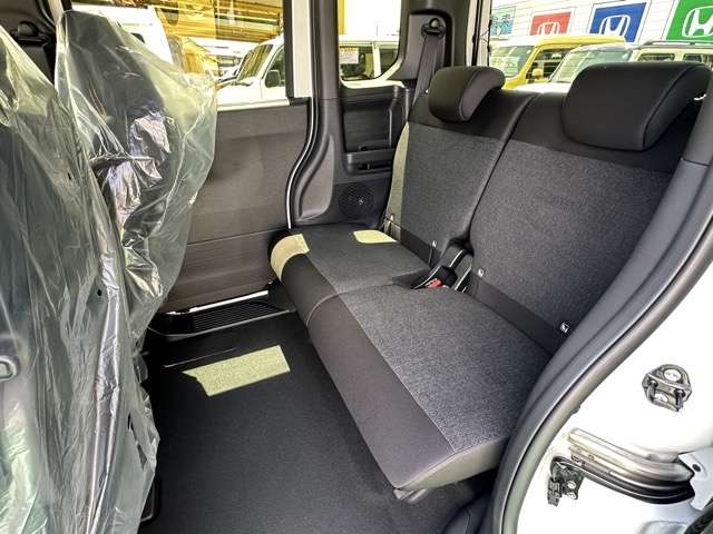 ホンダ Ｎ　ＢＯＸ カスタム ６６０ R8年 (東海) 99