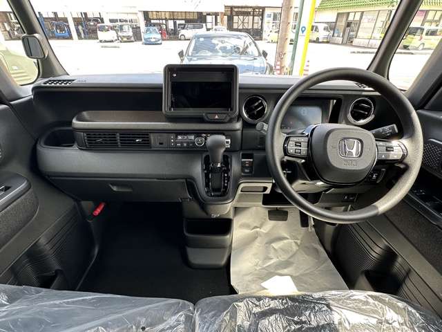 ホンダ Ｎ　ＢＯＸ カスタム ６６０ R8年 (東海) 99