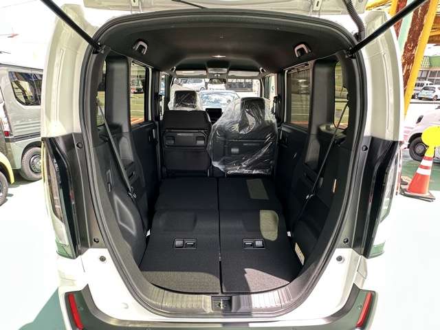 ホンダ Ｎ　ＢＯＸ カスタム ６６０ R8年 (東海) 99