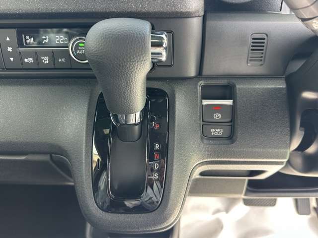 ホンダ Ｎ　ＢＯＸ カスタム ６６０ R8年 (東海) 99