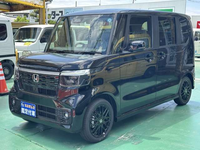 ホンダ Ｎ　ＢＯＸ カスタム ６６０ ターボ ブラック スタイル R8年 (東海) 99