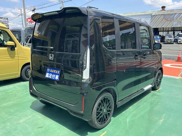 ホンダ Ｎ　ＢＯＸ カスタム ６６０ ターボ ブラック スタイル R8年 (東海) 99